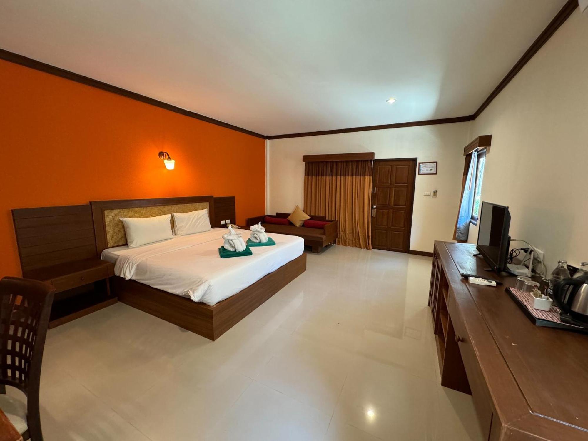 Beach Bungalow At Lanta Resort Ko Lanta Esterno foto