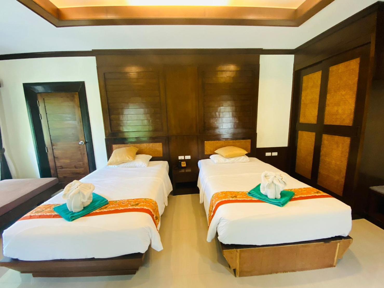 Beach Bungalow At Lanta Resort Ko Lanta Esterno foto