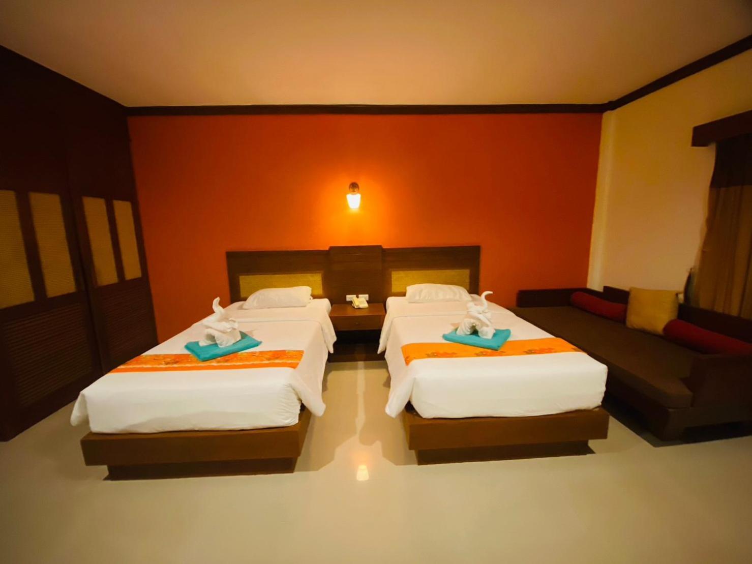 Beach Bungalow At Lanta Resort Ko Lanta Esterno foto